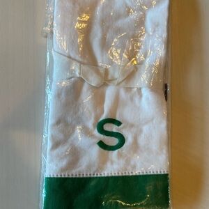 Set of 2 White and Green “S” Monogrammed Napkins